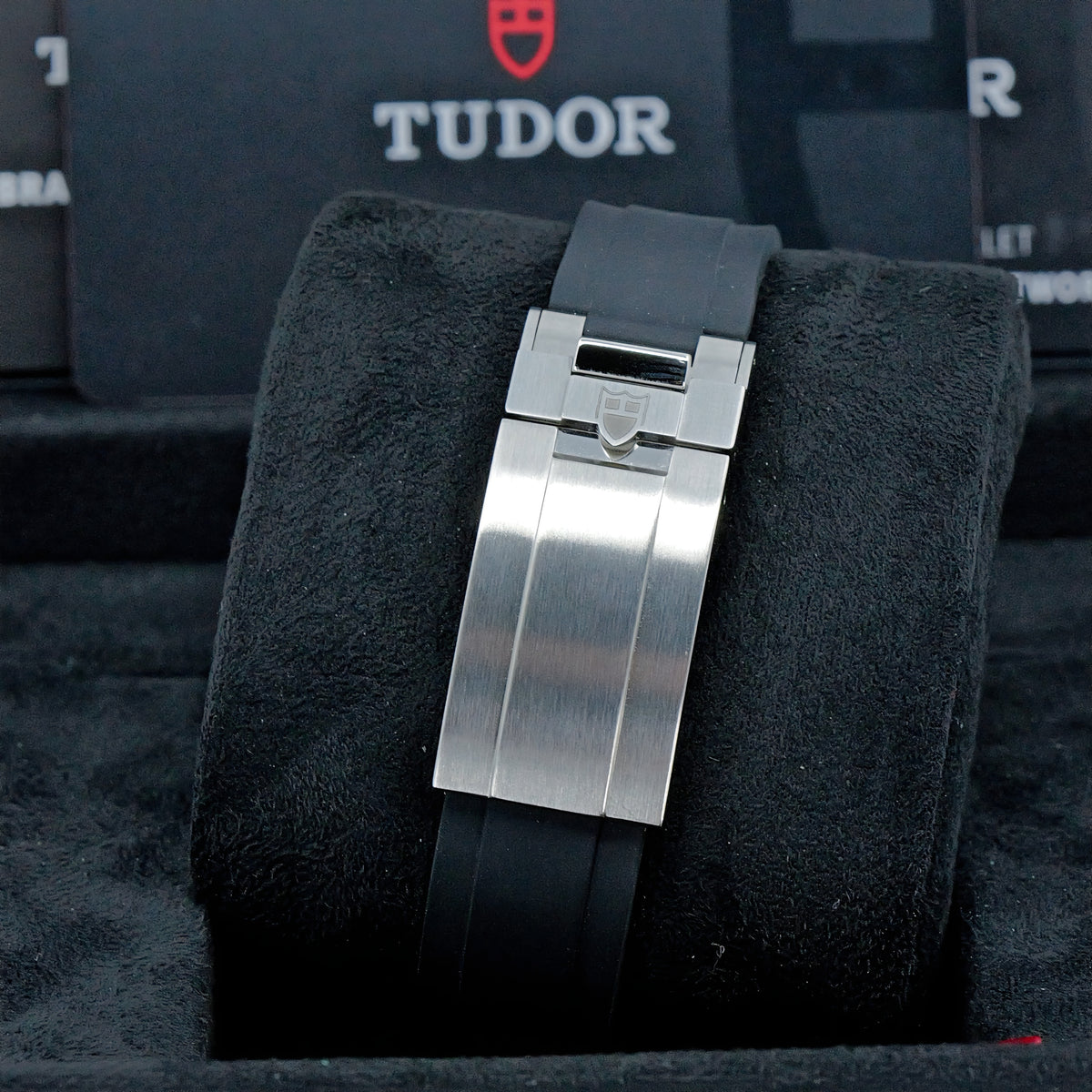 TUDOR BLACKBLAY 54 BLU M79000B-0002