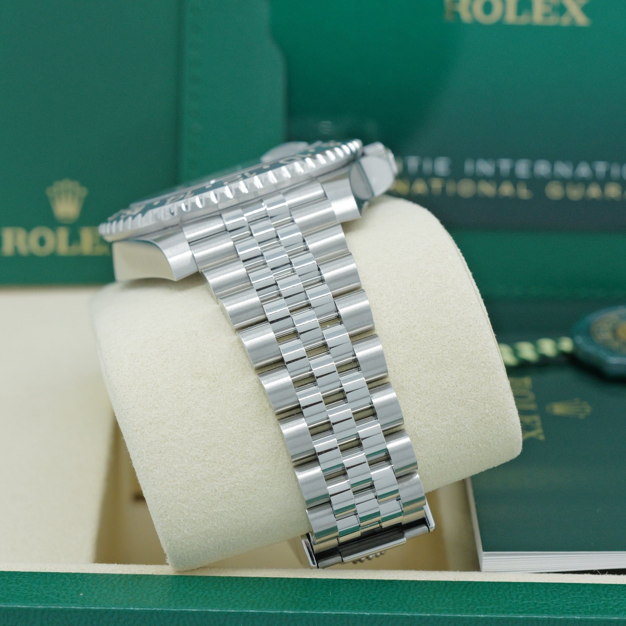 ROLEX GMT-MASTER II Ref. 126710GRNR