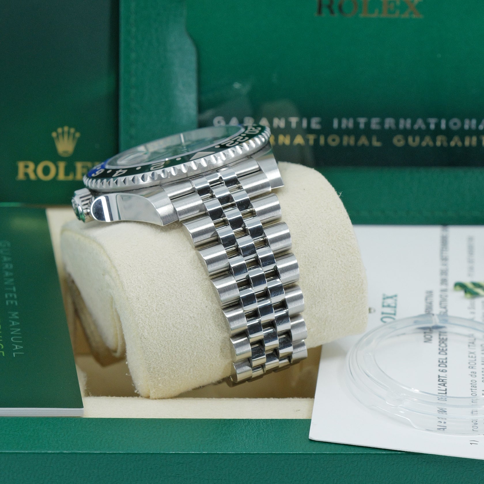 ROLEX GMT-MASTER II 126710BLNR "Batgirl"