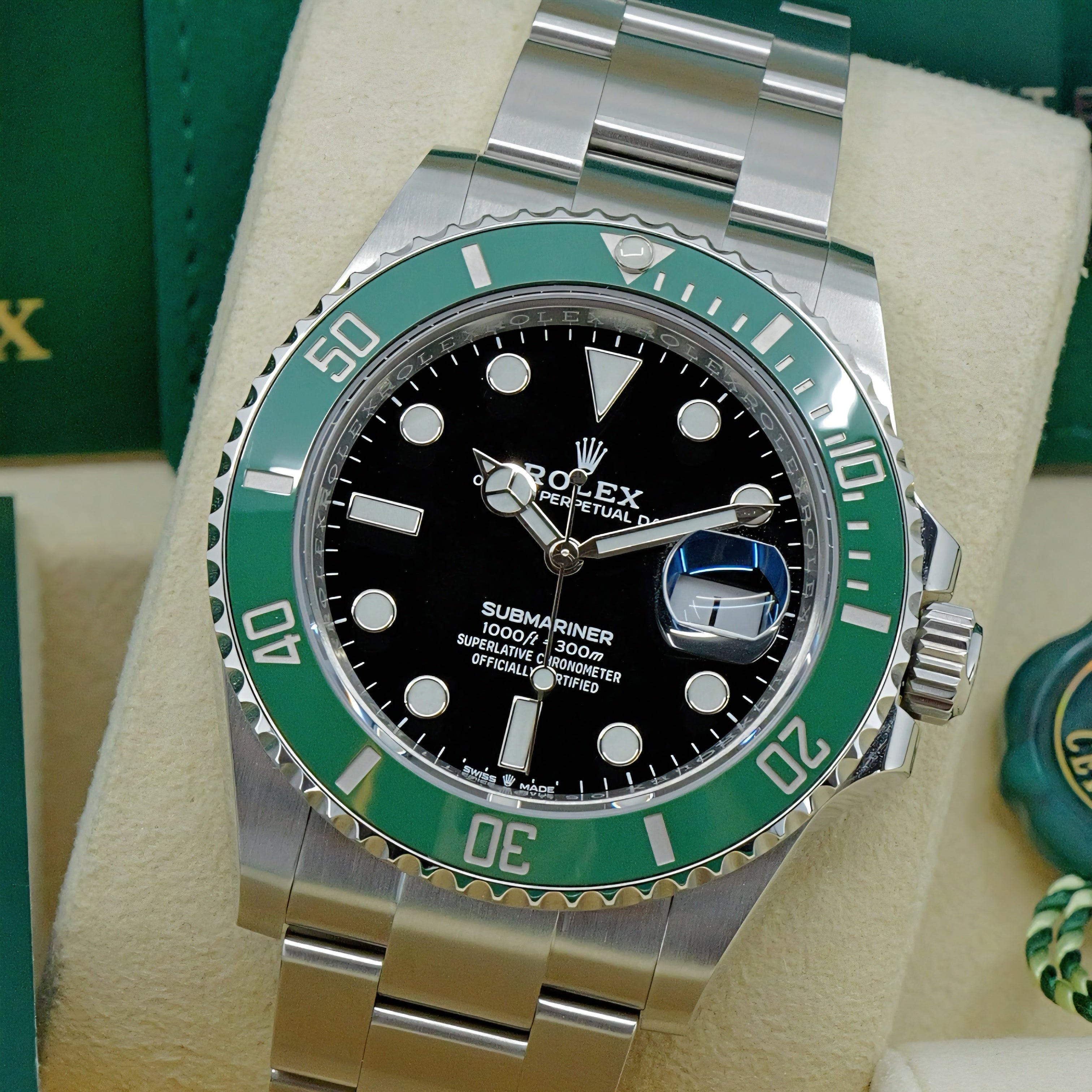 ROLEX SUBMARINER 126610LV "Starbucks"