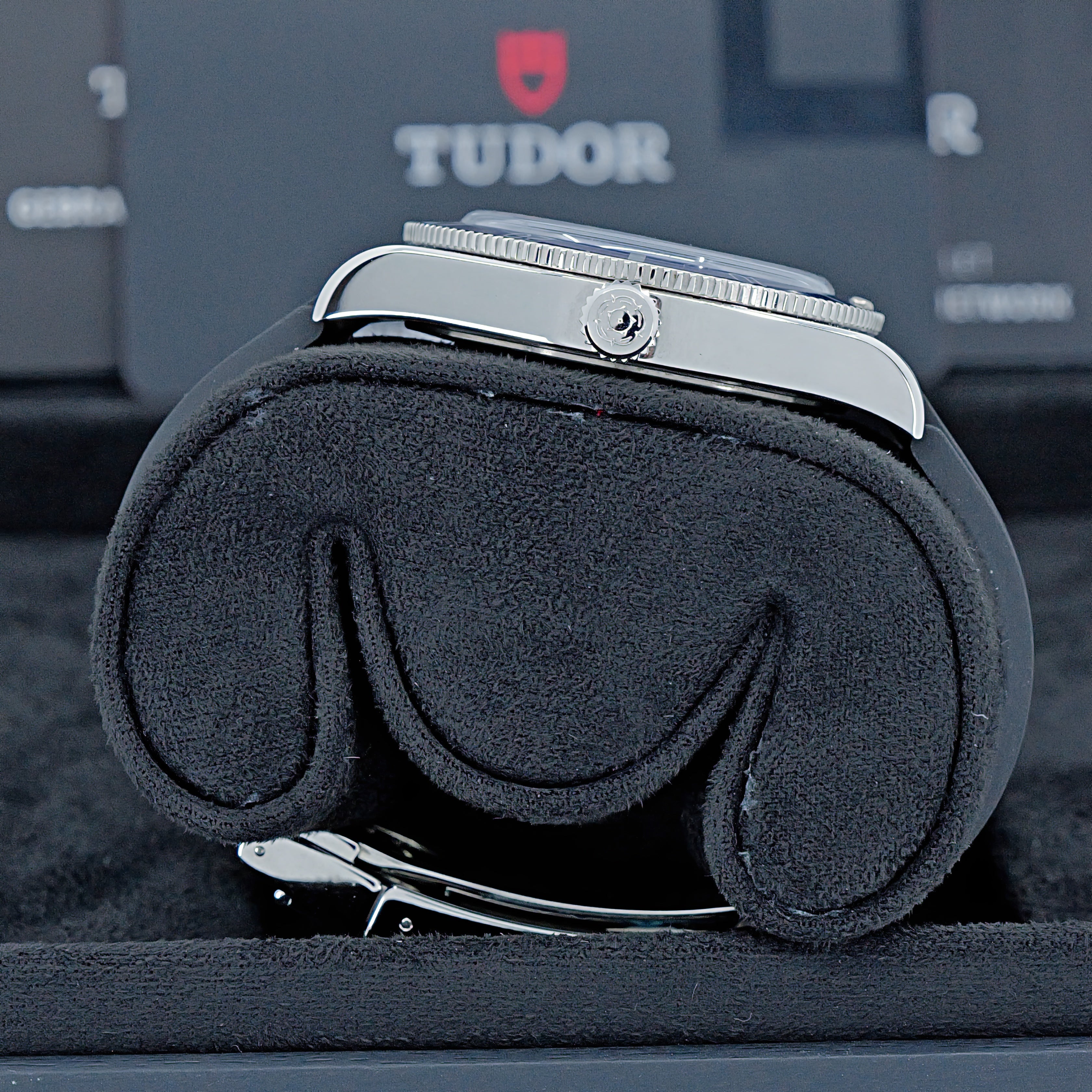 TUDOR BLACKBLAY 54 BLU M79000B-0002