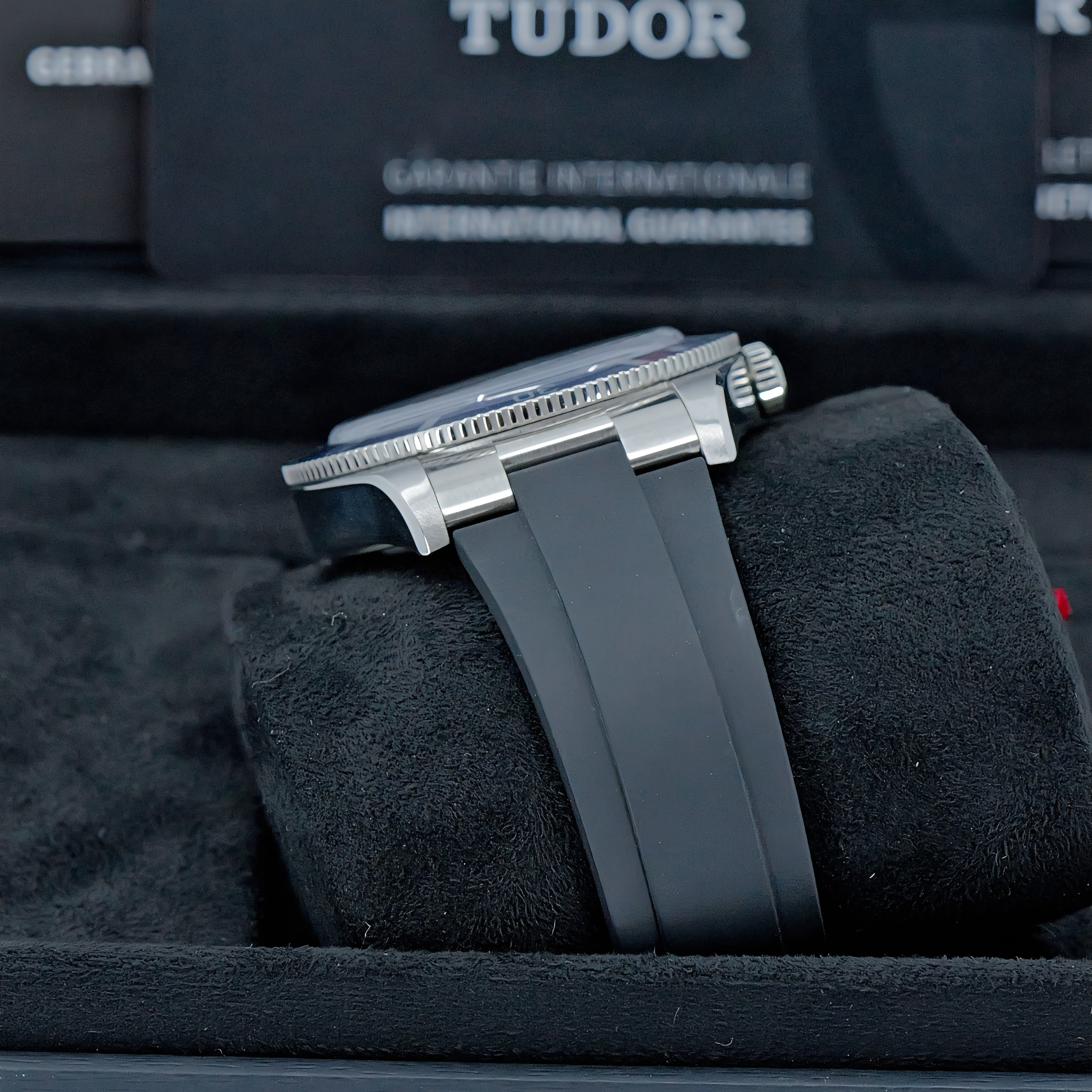 TUDOR BLACKBLAY 54 BLU M79000B-0002