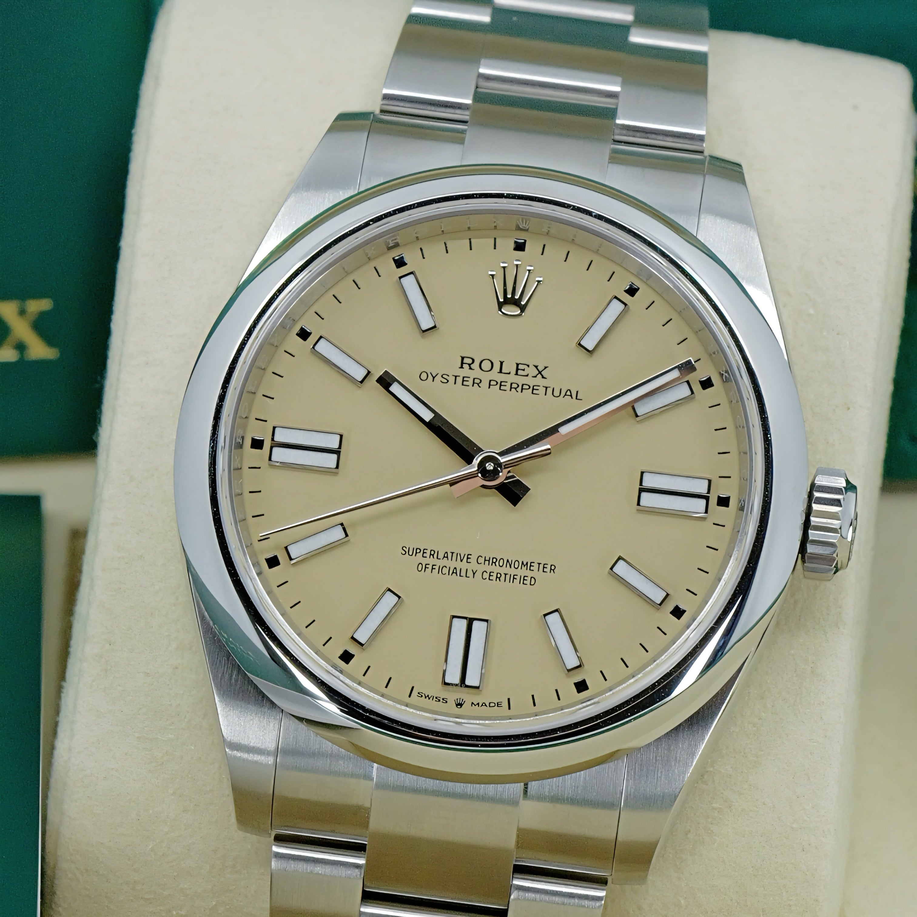 ROLEX OYSTER PERPETUAL 41 134300 “BEIGE” – 2026 – NUOVO – FULL SET