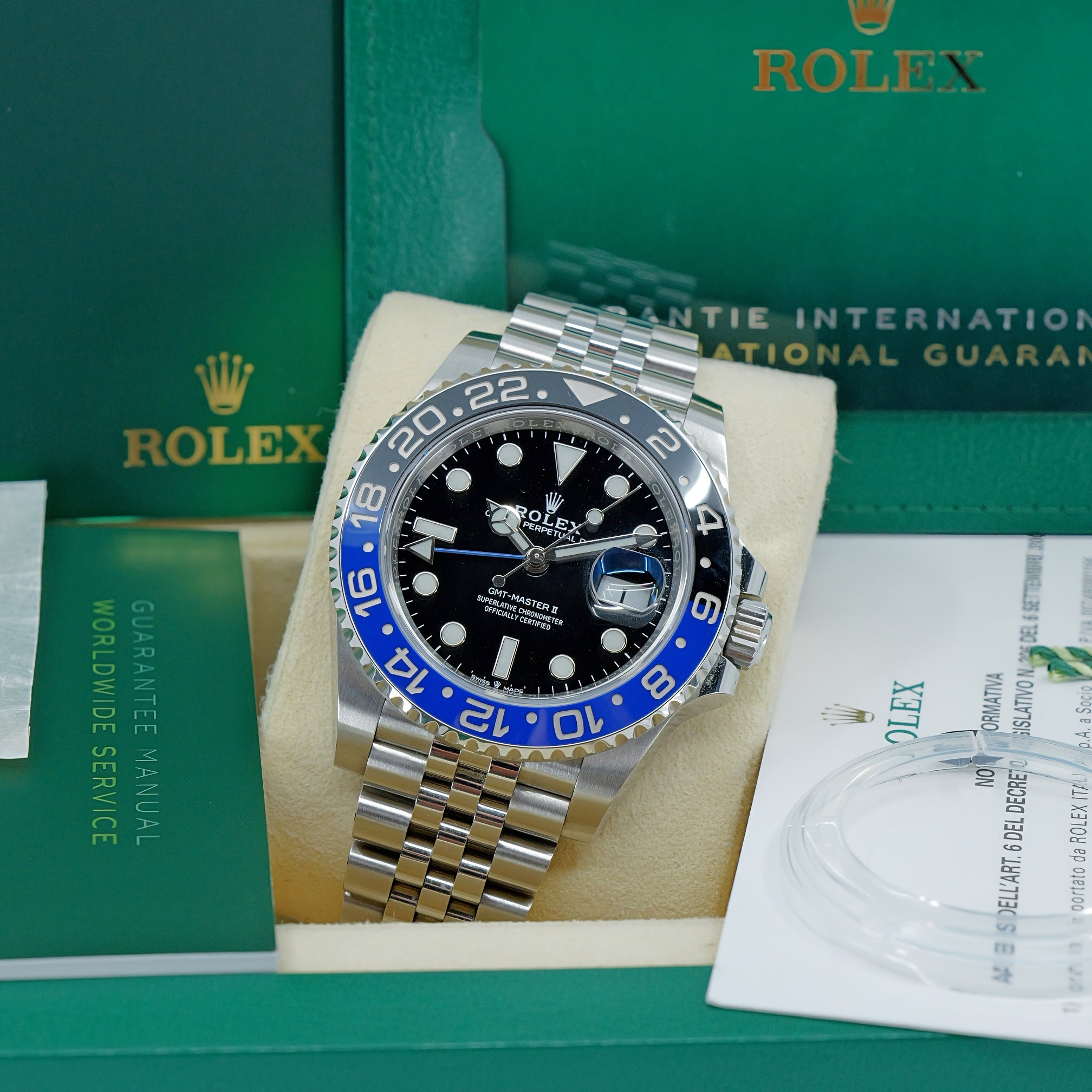 ROLEX GMT-MASTER II 126710BLNR "Batgirl"