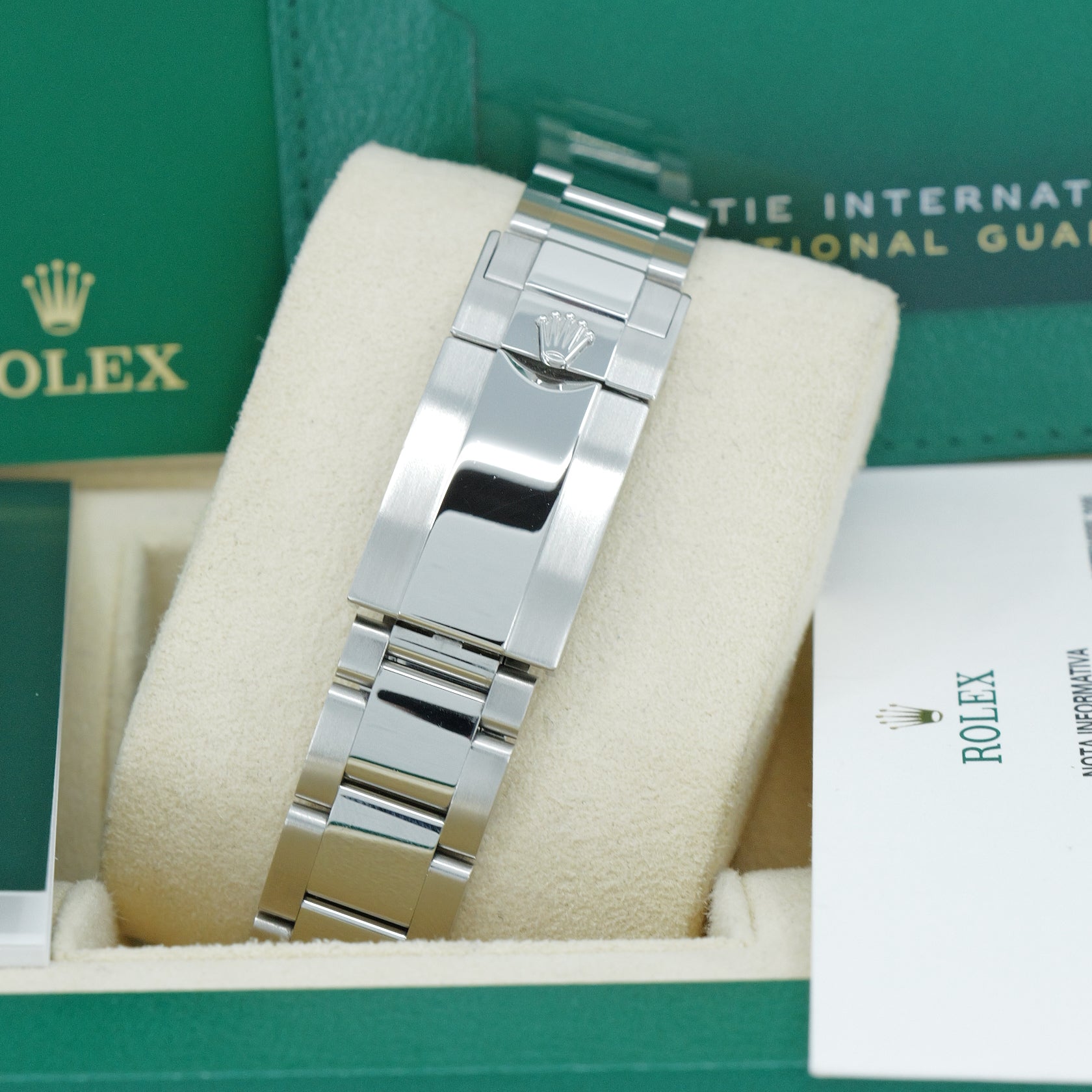 ROLEX GMT-MASTER II 126710BLNR - OYSTER