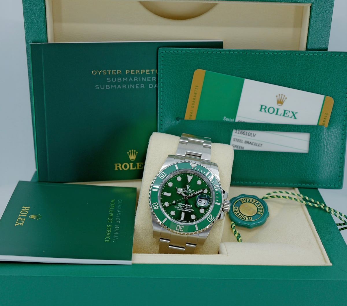 ROLEX SUBMARINER DATE REF. 116610LV – HULK – 2019 – NUOVO MAI INDOSSATO – FULL SET ITALIANO CON PELLICOLE PARZIALI