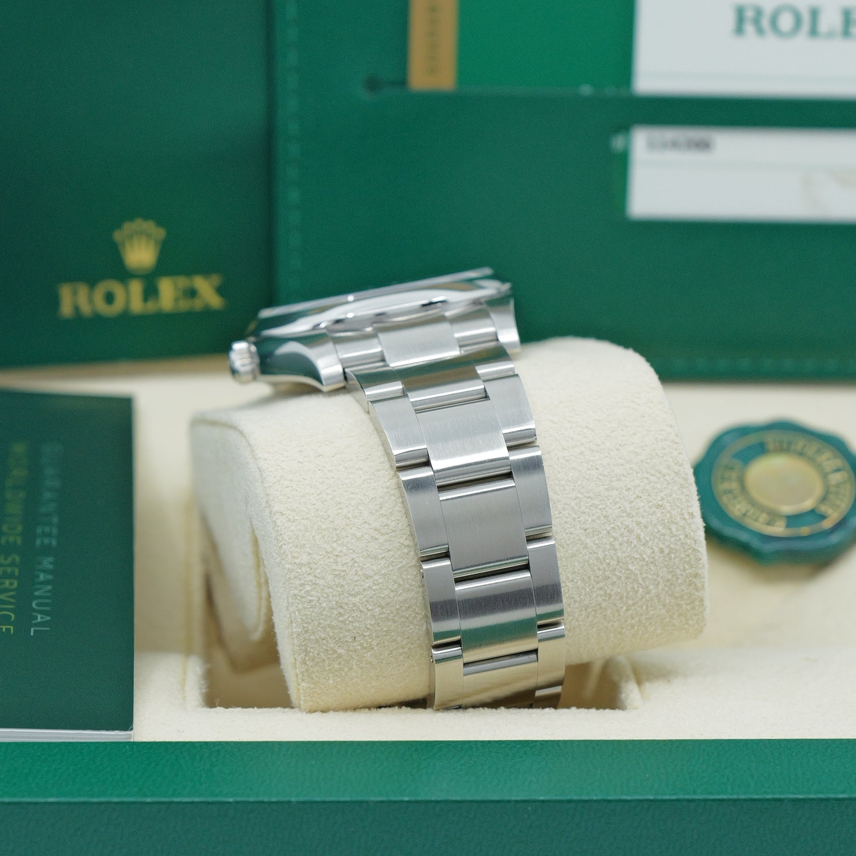 Rolex Oyster Perpetual 114200 "Grape"